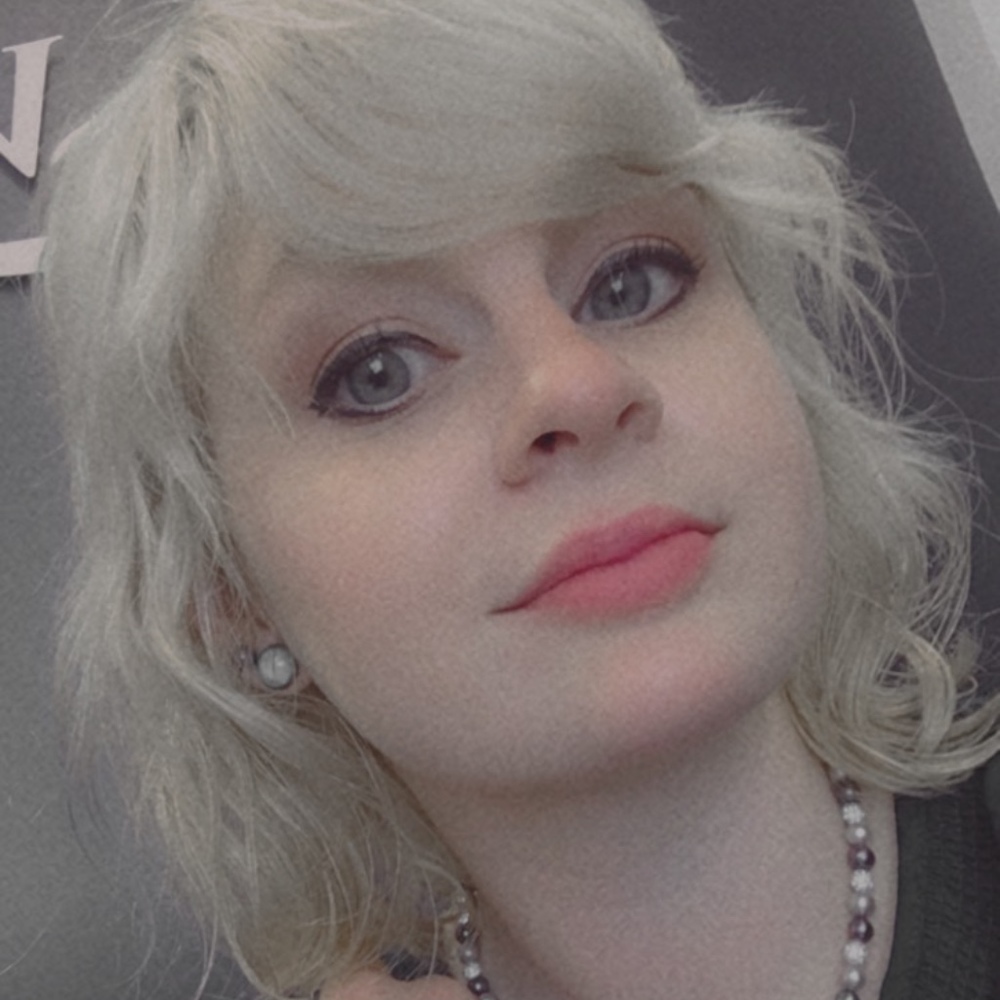Meet your Posher, Posh